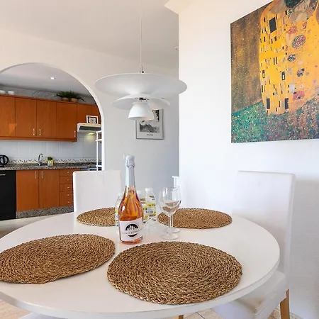 Two Bedroom Penthouse In Torremuelle Apartamento Benalmádena
